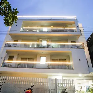 Saltstayz Sector 52 - Ardee Mall 3*, Gurgaon India