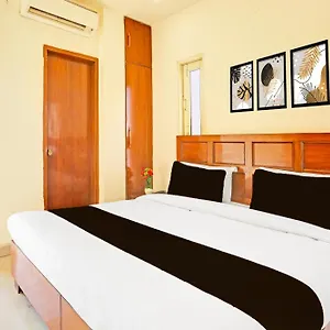 Super O Sector 45 Formerly Manyavar Hotel